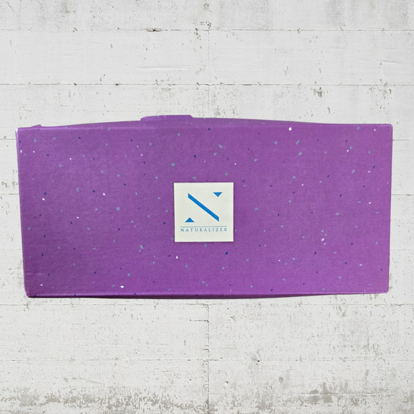 80s Vintage Black Suede Pointed Square Toe Gold Trim USA Made 2.5" Heels Size 8 - Picture 12 of 14